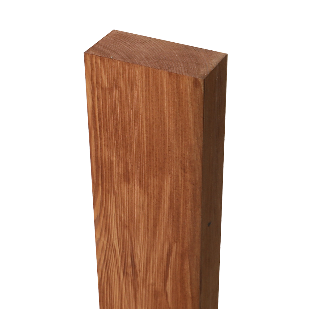 A redwood flat top wall plate
