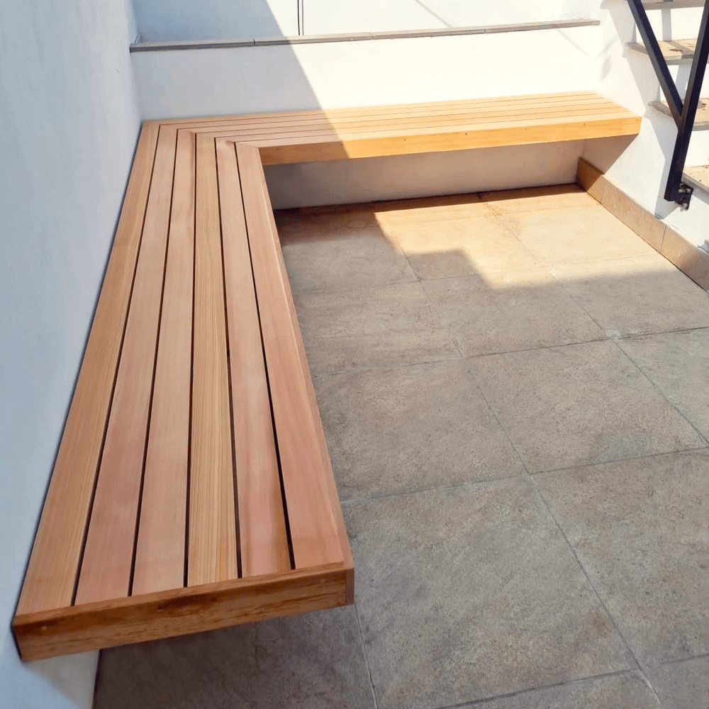 A fancy, floating bench seat design made of Canadian Red Cedar. Optional seat brackets are available, but seating can also be placed on a flat surface.